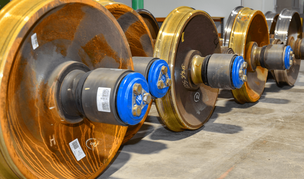 Analysis of Asymmetric Hollow Worn Wheels MxV Rail